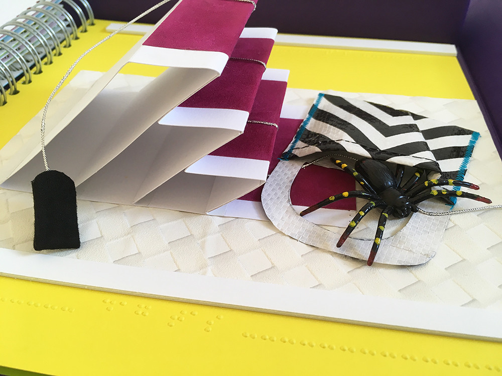 Pop-up illustratie van een trap waarmee de kinderen met de vingers een trap kunnen afdalen.